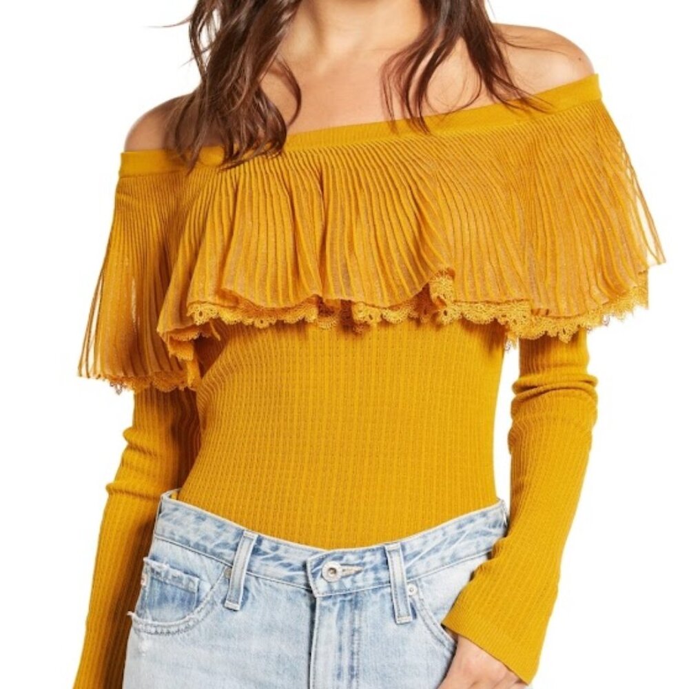 BNWT Anthropologie  English Factory Lace Ruffle Off the  Shoulder top Size S